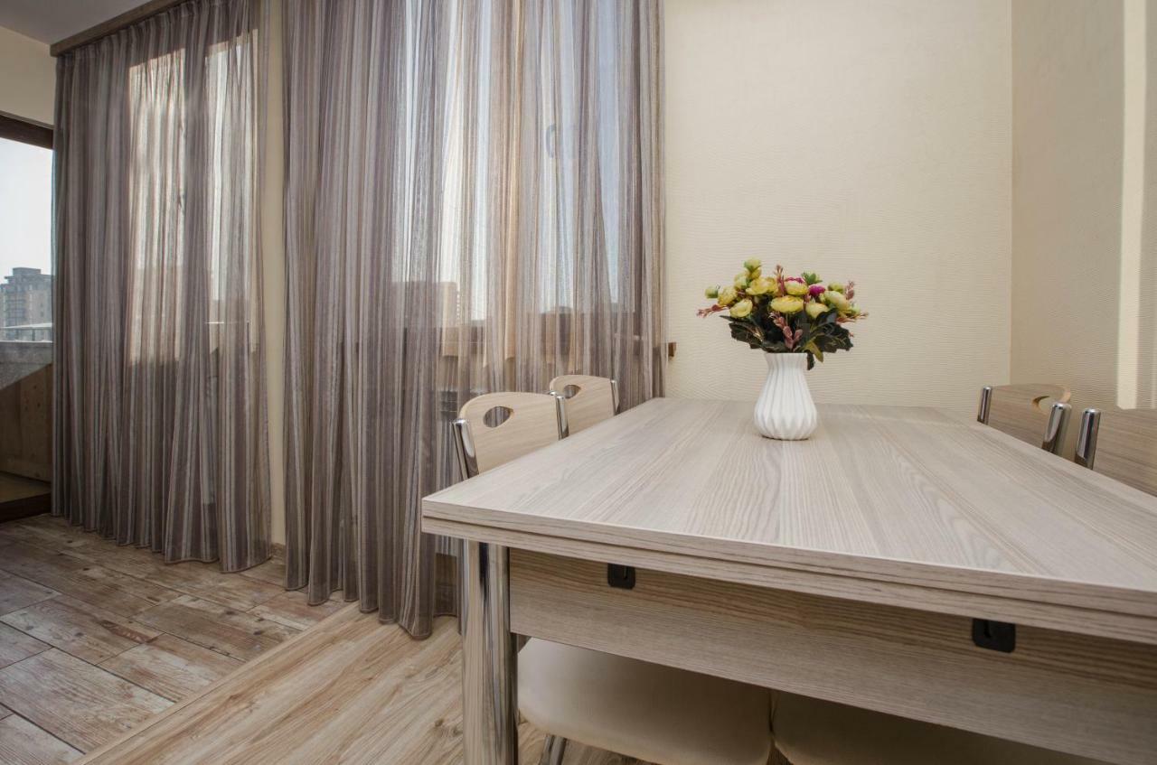 Stay Inn Apartments Near Northern Avenue Yerevan Exterior photo